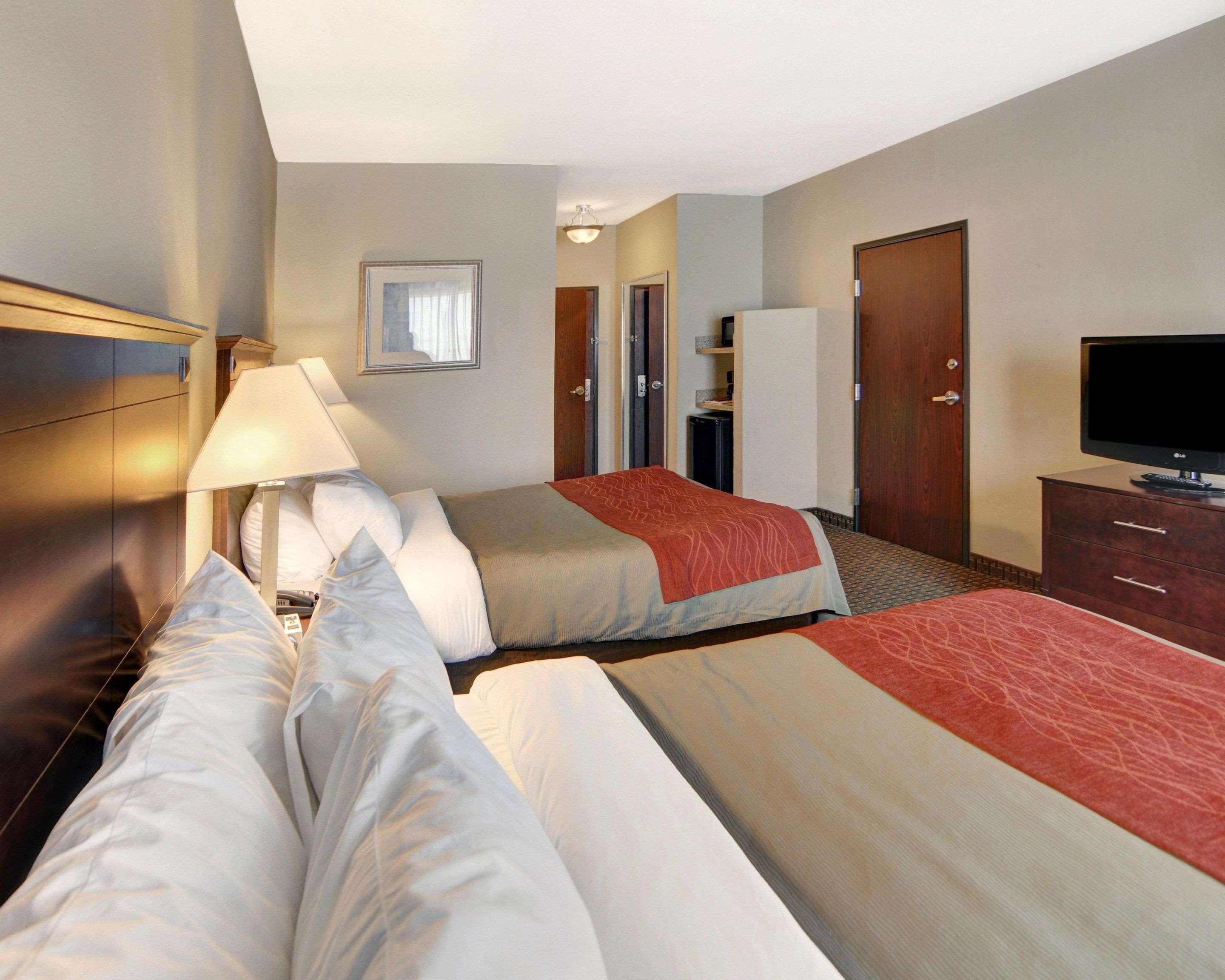 Comfort Inn & Suites Near Lake Lewisville Corinth Екстериор снимка