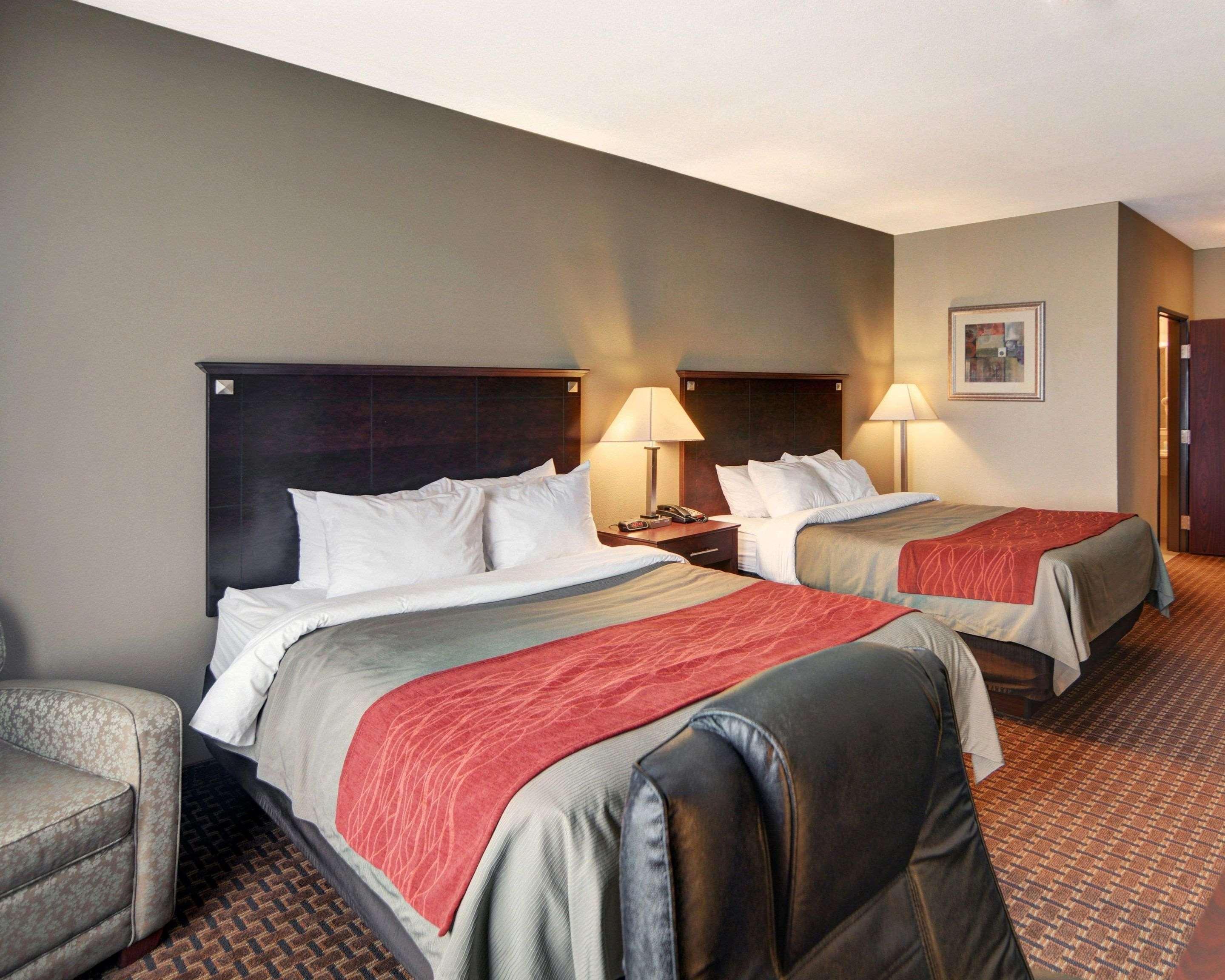 Comfort Inn & Suites Near Lake Lewisville Corinth Екстериор снимка