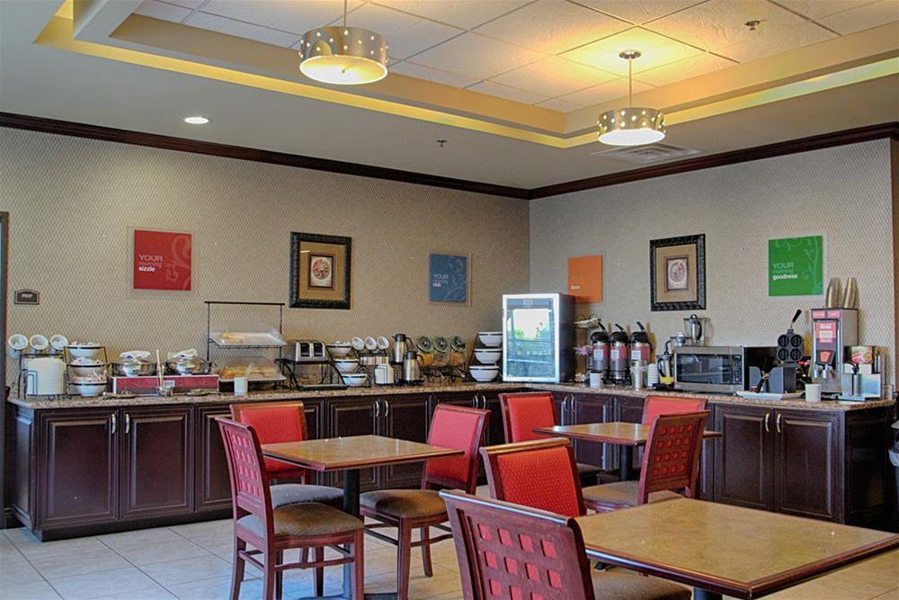 Comfort Inn & Suites Near Lake Lewisville Corinth Екстериор снимка