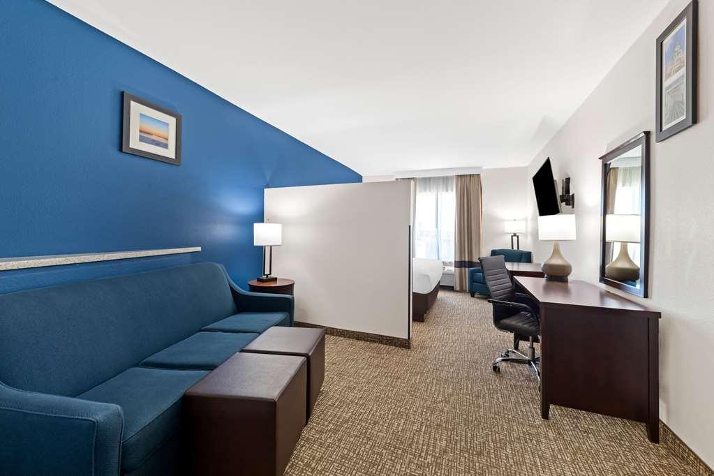 Comfort Inn & Suites Near Lake Lewisville Corinth Стая снимка