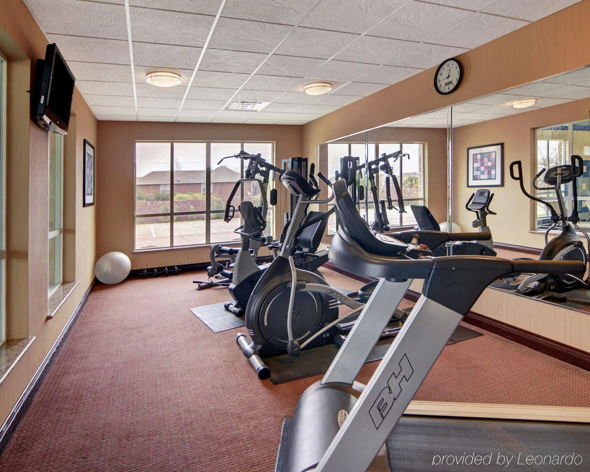 Comfort Inn & Suites Near Lake Lewisville Corinth Екстериор снимка